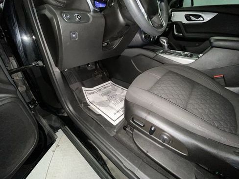 Used 2021 Chevrolet Blazer LT FWD image 12
