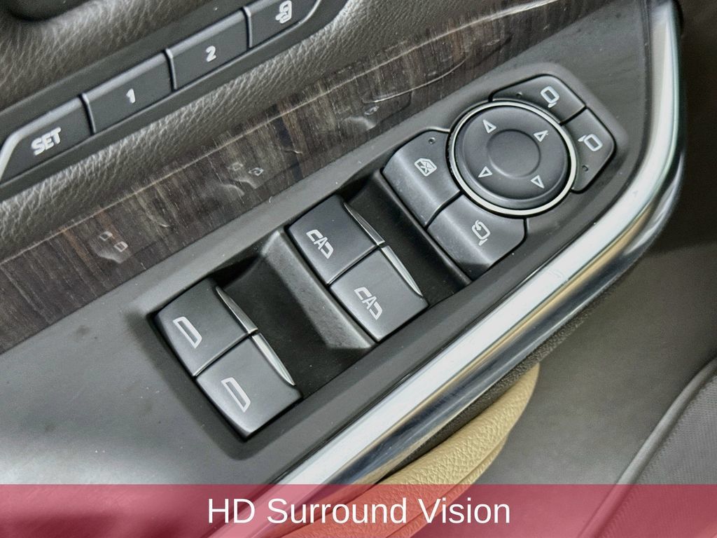 Used 2024 Cadillac XT4 Premium Luxury w/ Active Safety Package FWD image 21