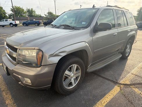 Used 2006 Chevrolet TrailBlazer LT RWD image 2