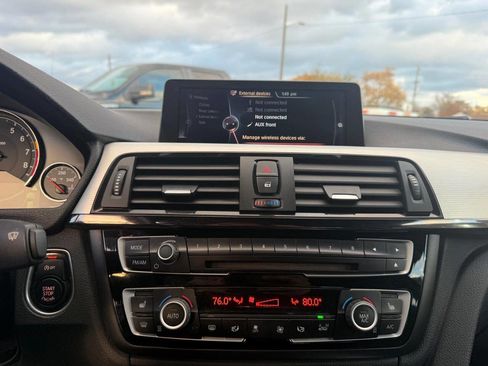 Used 2015 BMW M4 Base 2dr Coupe image 15