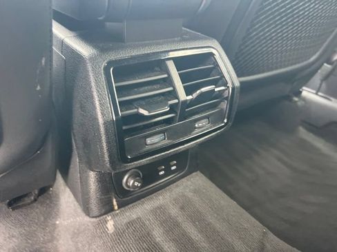 Used 2023 Audi Q3 2.0T Premium AWD/4WD image 11