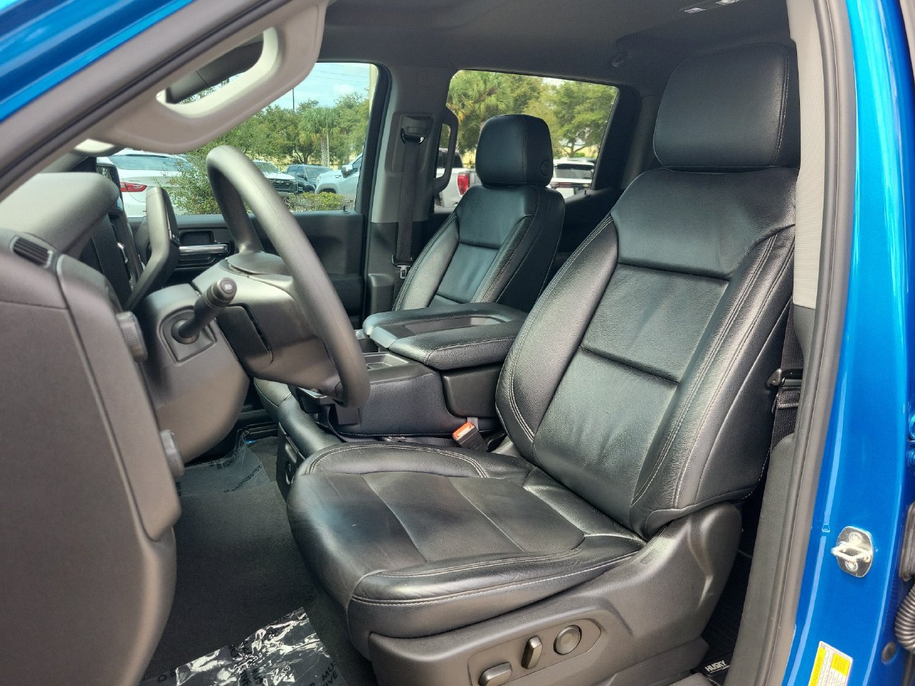 Certified 2022 Chevrolet Silverado 1500 Custom Trail Boss AWD/4WD image 16