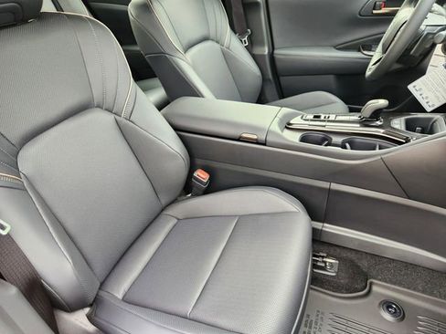 New 2026 Toyota Crown Platinum AWD/4WD image 10