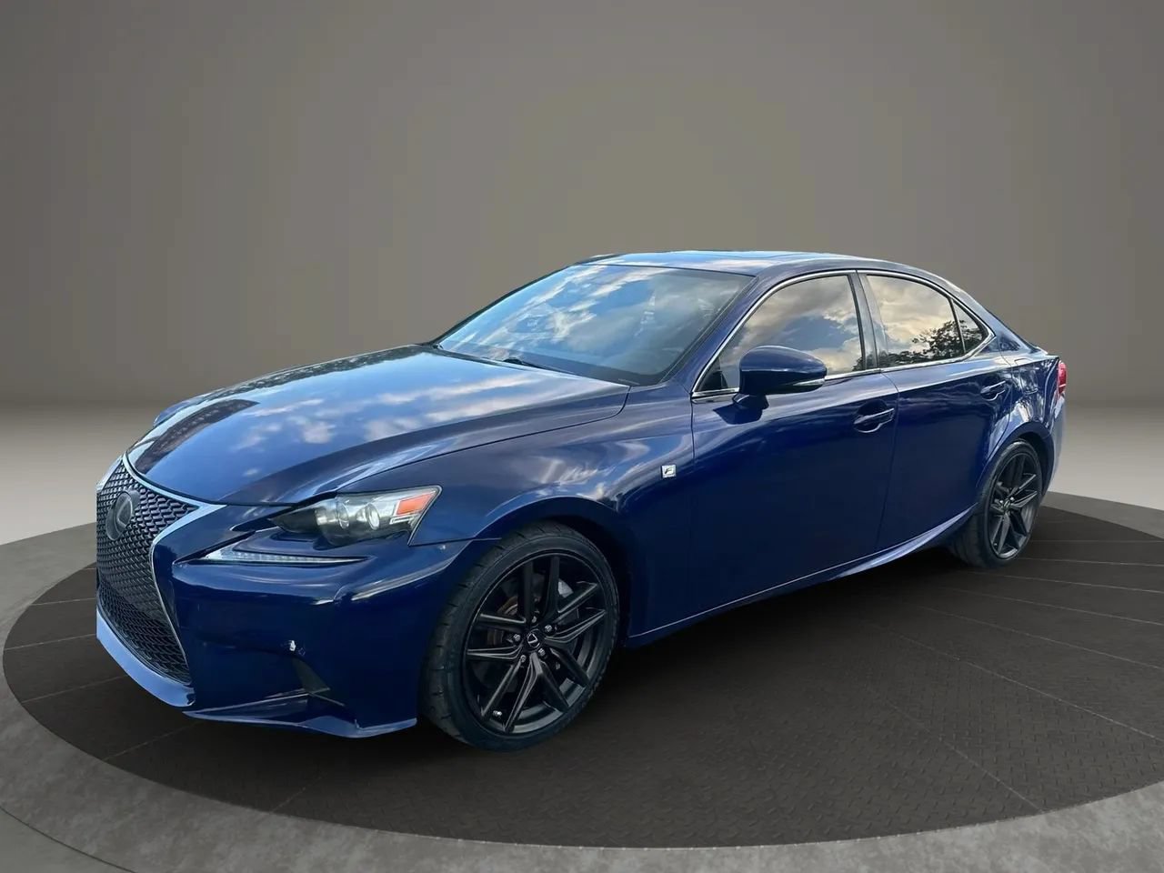 Used 2016 Lexus IS 200t w/ F Sport Package RWD image 1