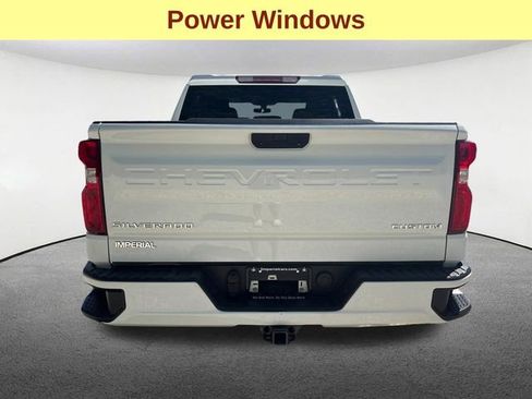 Used 2022 Chevrolet Silverado 1500 Custom AWD/4WD image 11