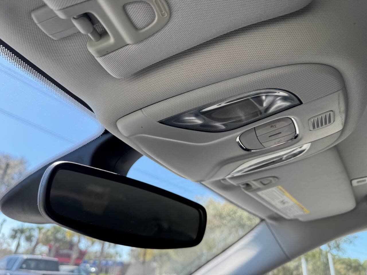 Used 2019 Jeep Compass Latitude AWD/4WD image 24
