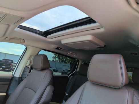 Used 2025 Honda Odyssey Touring image 29