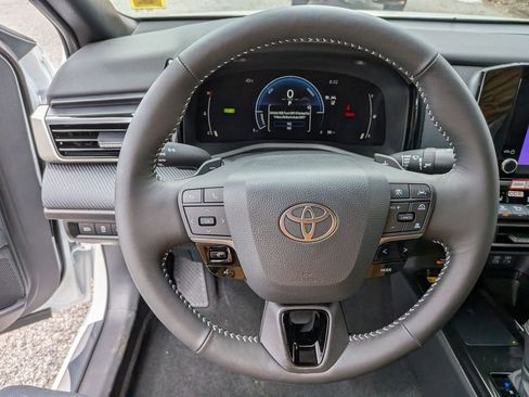 New 2026 Toyota Camry SE FWD image 10