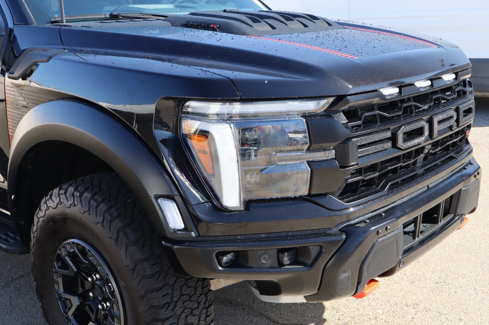 New 2026 Ford F150 Raptor w/ Equipment Group 803A Raptor R AWD/4WD image 9