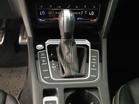 Used 2021 Volkswagen Arteon SEL Premium image 20