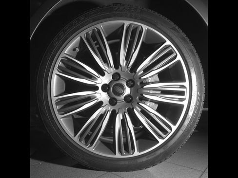 Used 2021 Land Rover Range Rover Westminster Edition image 10