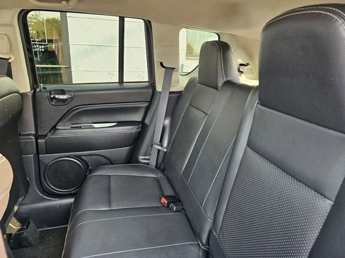 Used 2016 Jeep Compass High Altitude image 16