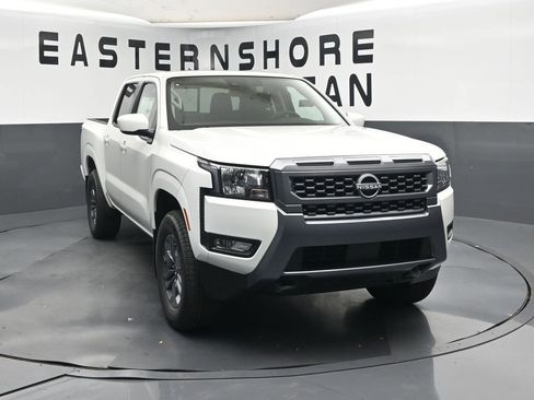 New 2025 Nissan Frontier SV w/ SV Convenience Package image 8