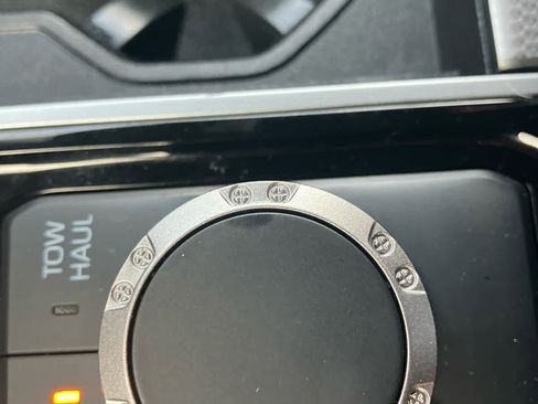 Used 2025 Toyota Sequoia Limited image 39