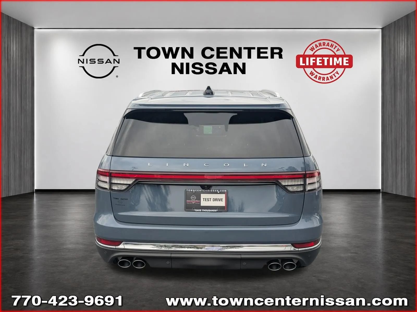 Used 2025 Lincoln Aviator 2WD image 6