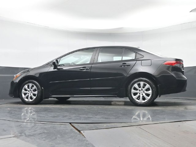 Certified 2024 Toyota Corolla LE FWD image 28