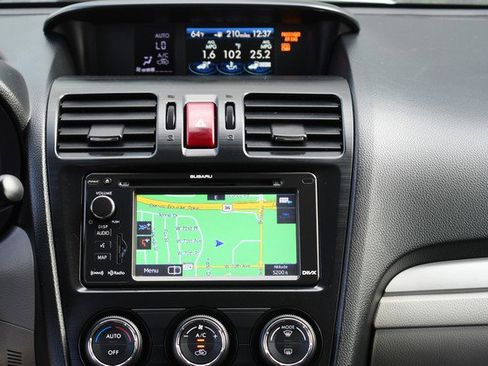 Used 2015 Subaru Forester 2.5i Limited image 21