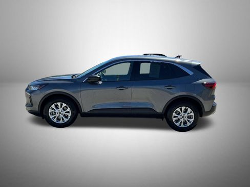 Used 2023 Ford Escape Active AWD/4WD image 2