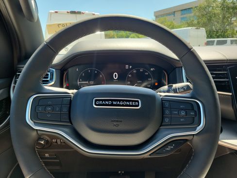 New 2026 Jeep Grand Wagoneer Limited AWD/4WD image 12
