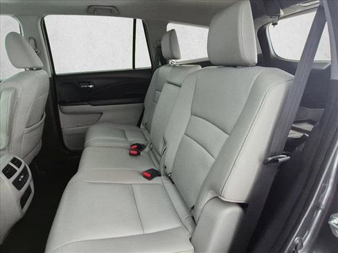 Used 2017 Honda Pilot EX-L image 22