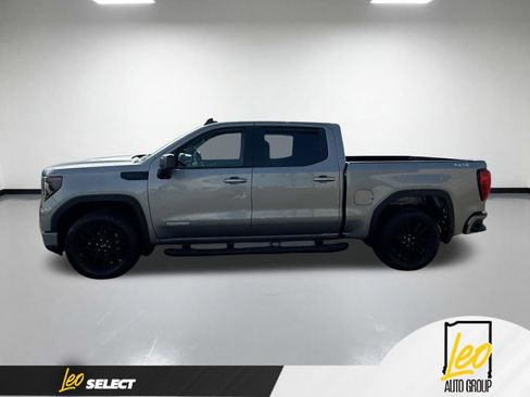 Used 2023 GMC Sierra 1500 Elevation AWD/4WD image 6