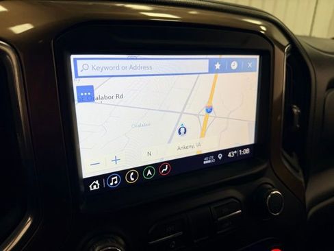 Certified 2019 Chevrolet Silverado 1500 High Country w/ Technology Package image 13