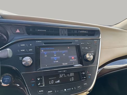 Used 2015 Toyota Avalon XLE Touring image 34