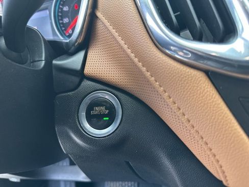 Used 2020 Chevrolet Equinox Premier image 20