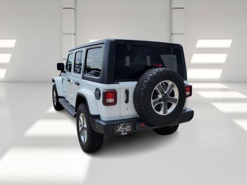 Used 2020 Jeep Wrangler Unlimited Sahara AWD/4WD image 5