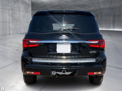 Used 2021 INFINITI QX80 Sensory w/ All-Season Package image 6