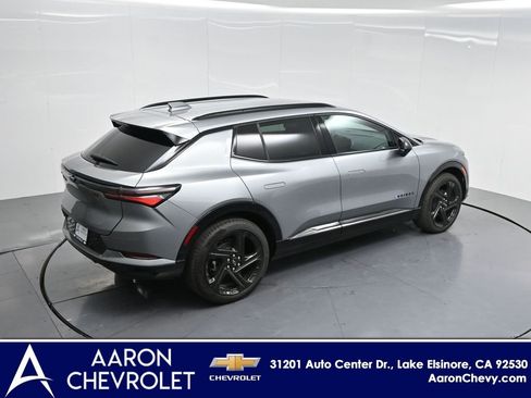 New 2025 Chevrolet Equinox EV RS image 23