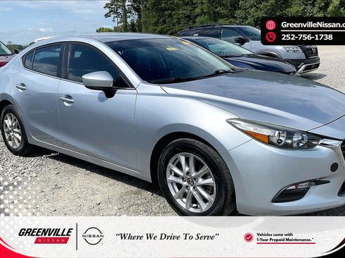 Used 2017 MAZDA MAZDA3 Sport w/ Preferred Equipment Package FWD image 1