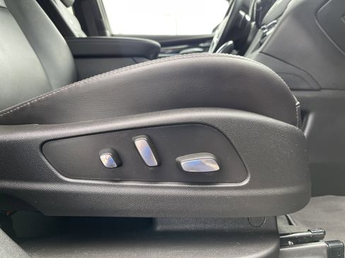 Certified 2025 Cadillac XT5 Premium Luxury image 39