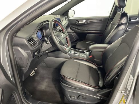 Used 2024 Ford Escape ST-Line FWD image 17