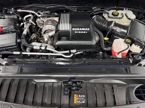 Used 2022 Chevrolet Silverado 1500 RST AWD/4WD image 24