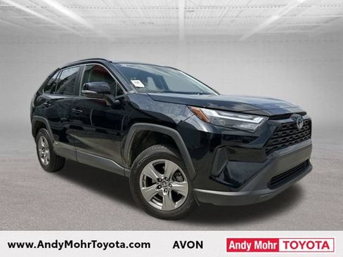 Used 2023 Toyota RAV4 LE AWD/4WD image 1