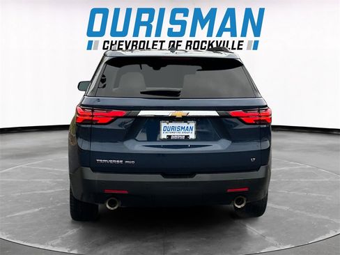 Used 2022 Chevrolet Traverse LT w/ LT Premium Package image 5