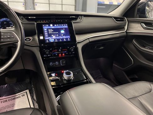 Used 2021 Jeep Grand Cherokee L Limited image 20