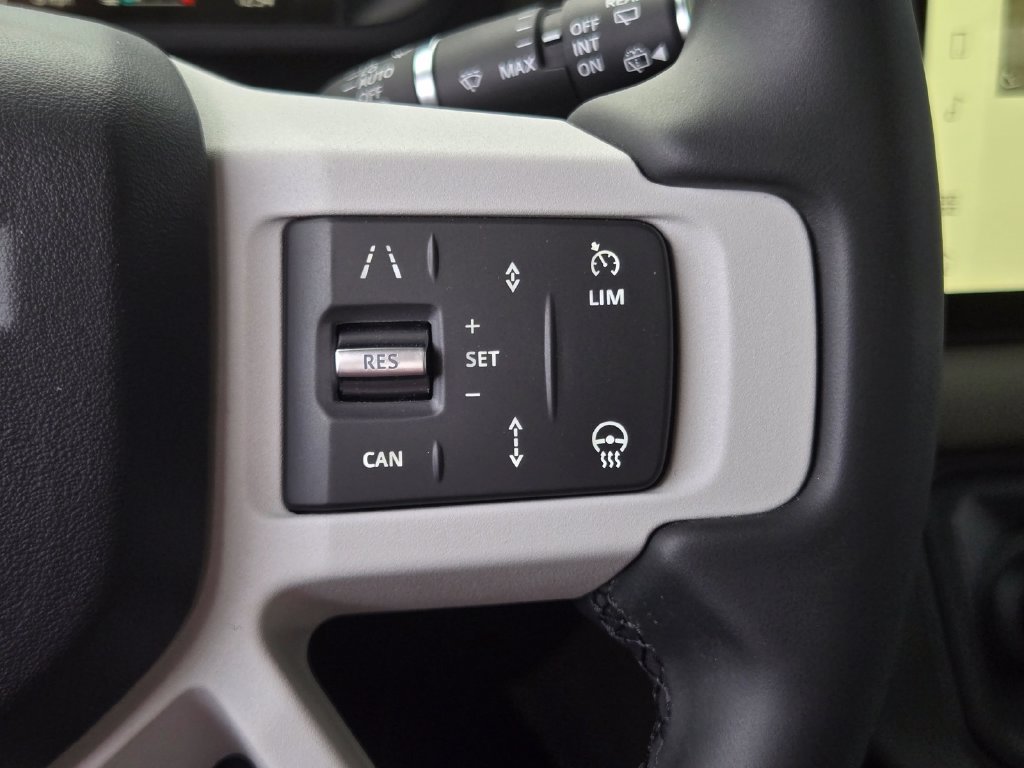 Used 2025 Land Rover Defender 110 S AWD/4WD image 24