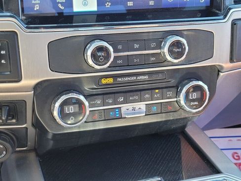 Used 2022 Ford F350 Platinum image 24