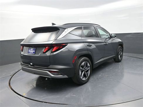 New 2026 Hyundai Tucson SEL image 8