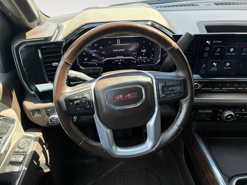 Used 2025 GMC Sierra 2500 SLT w/ SLT Premium Package AWD/4WD image 12