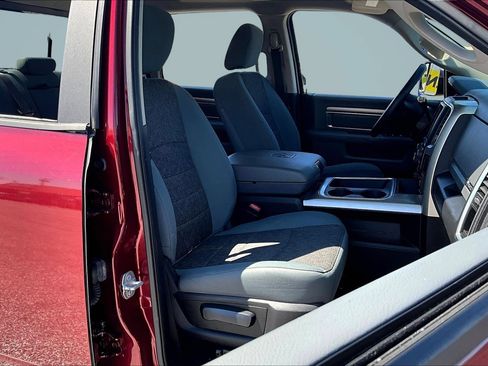 Used 2018 RAM 2500 Big Horn AWD/4WD image 30