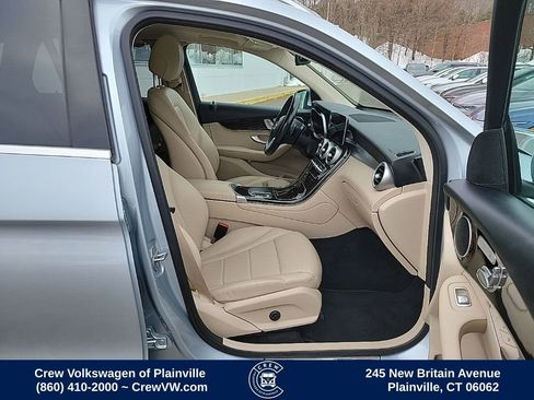 Used 2021 Mercedes-Benz GLC 300 4MATIC image 16