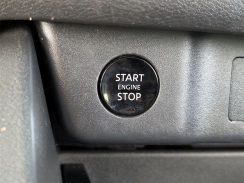 Certified 2024 Nissan Rogue SV image 16