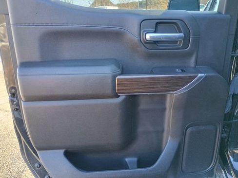 Used 2019 Chevrolet Silverado 1500 RST image 20