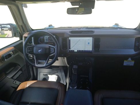 Used 2023 Ford Bronco Outer Banks image 18