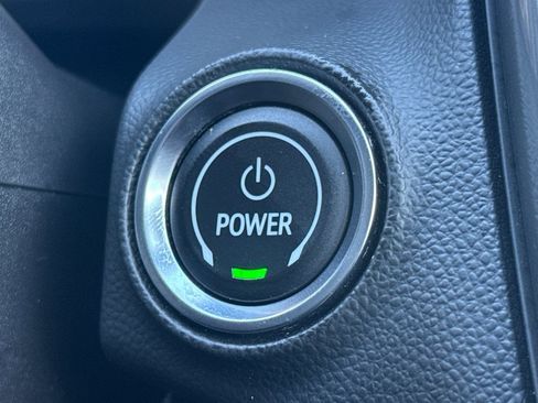 Used 2022 Chevrolet Bolt EUV LT image 22