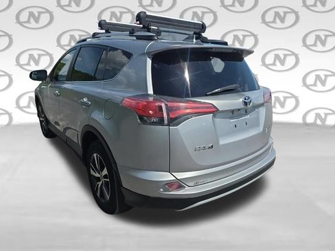 Used 2016 Toyota RAV4 XLE AWD/4WD image 9