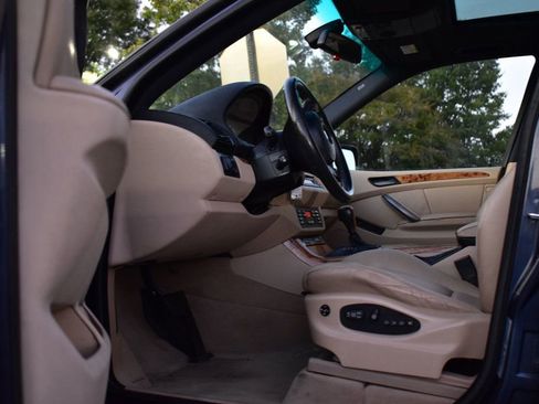 Used 2004 BMW X5 3.0i image 15